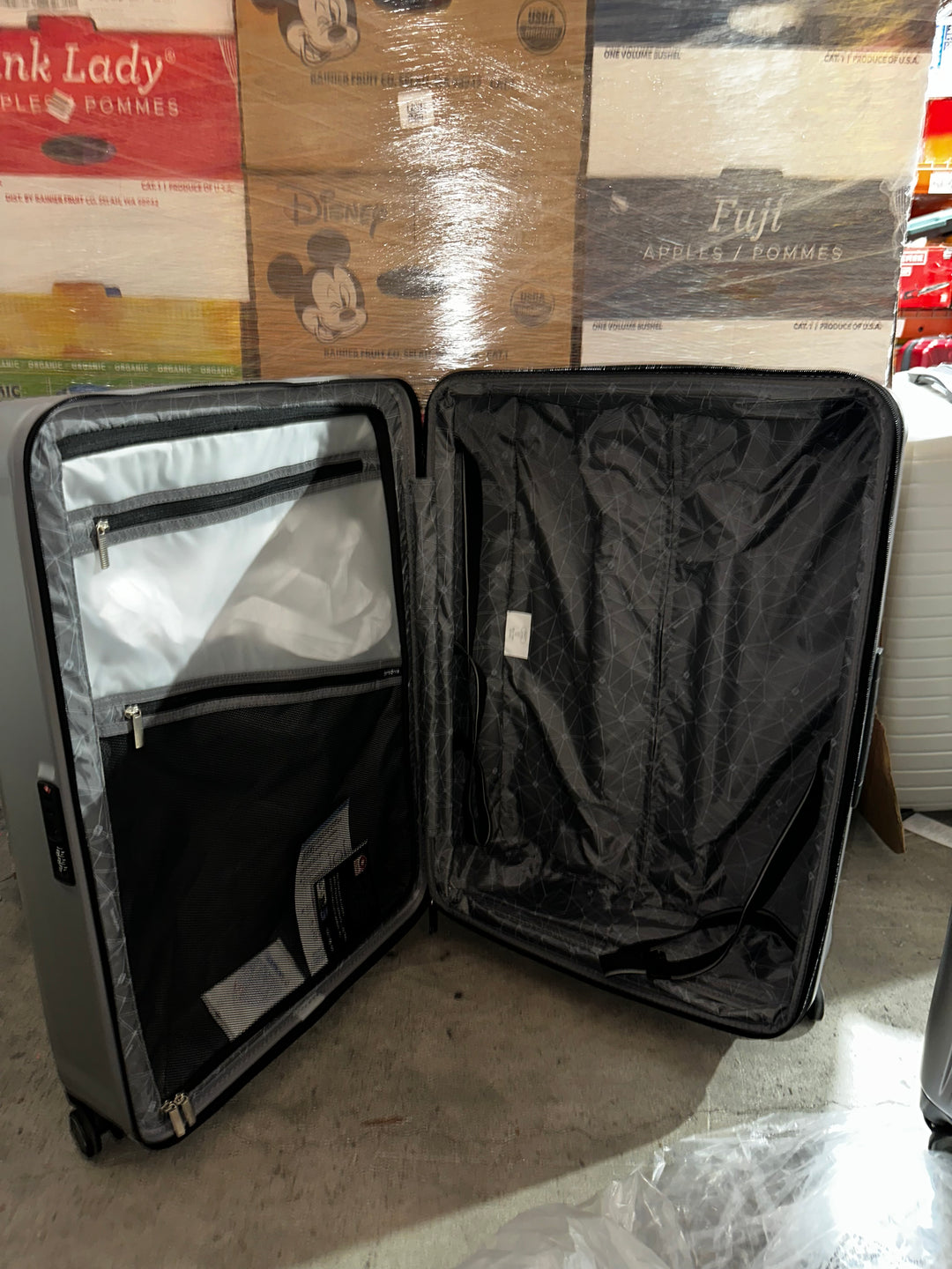 Samsonite Blackstone 2-piece Hardside Expandable Spinner Luggage Set (used)