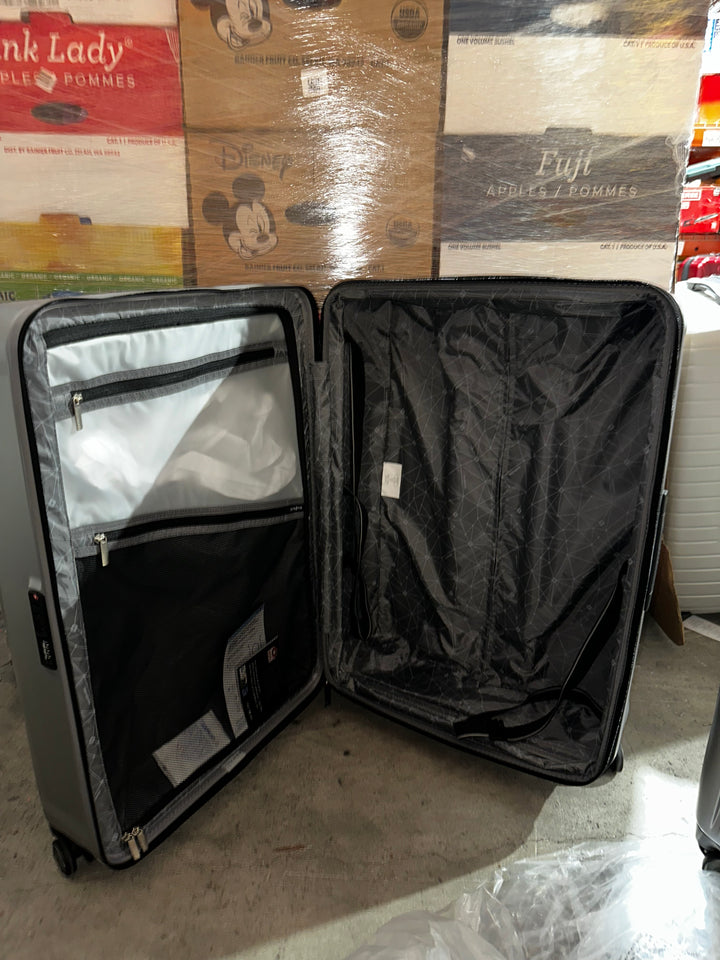 Samsonite Blackstone 2-piece Hardside Expandable Spinner Luggage Set (used)