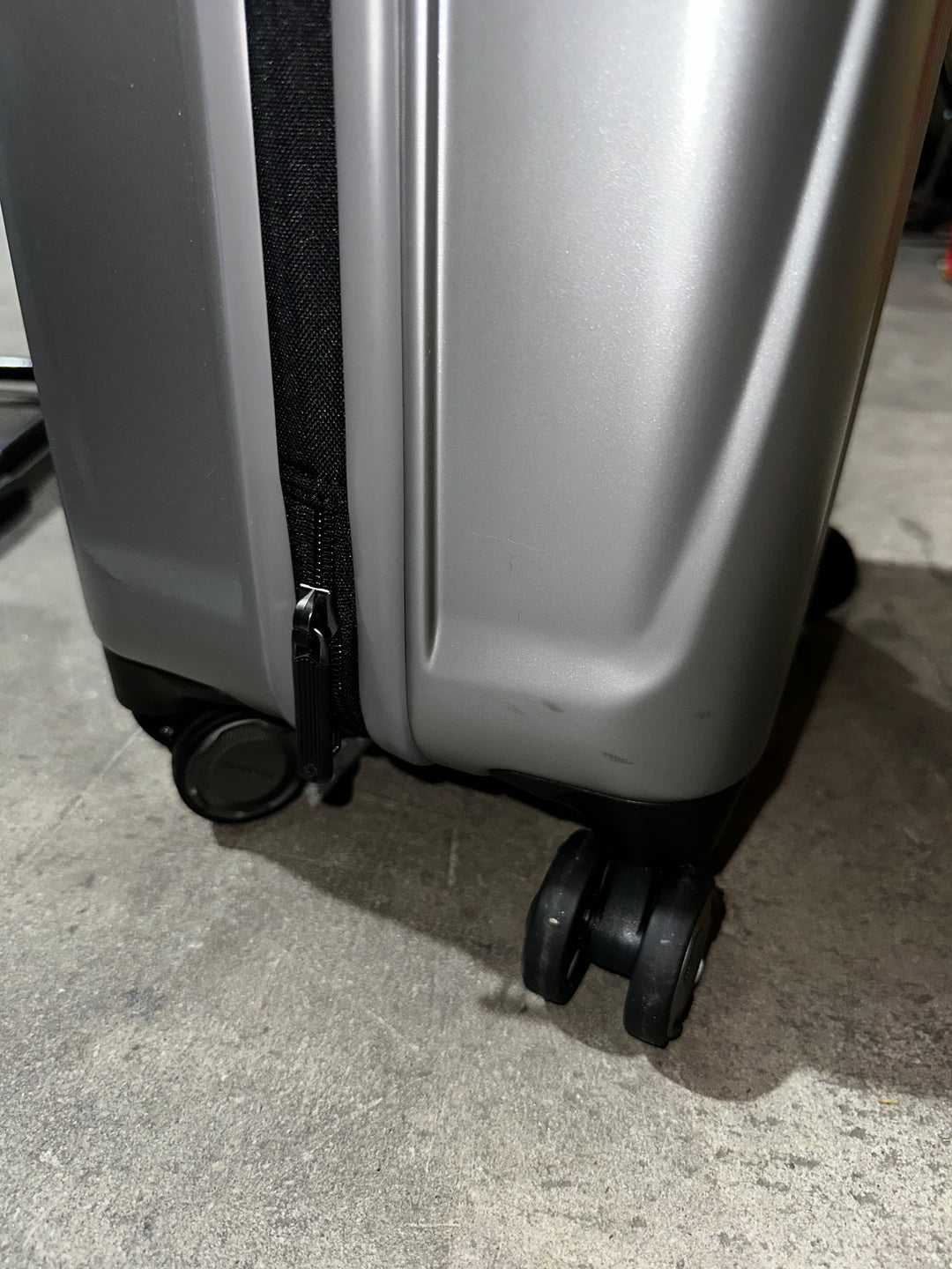 Samsonite Blackstone 2-piece Hardside Expandable Spinner Luggage Set (used)