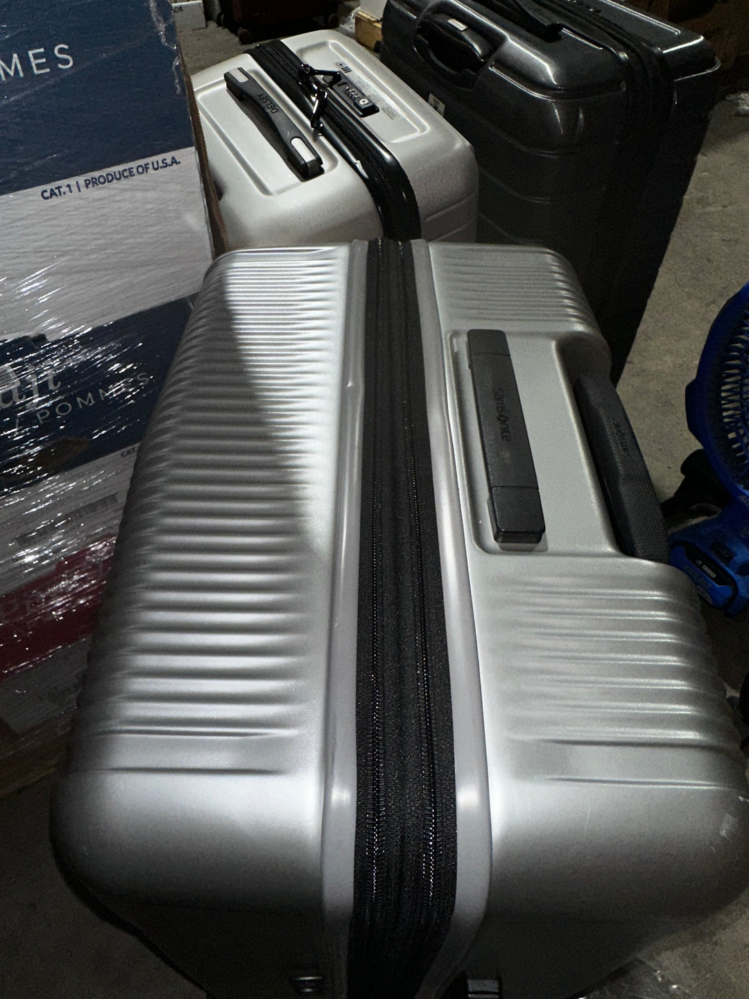 Samsonite Blackstone 2-piece Hardside Expandable Spinner Luggage Set (used)
