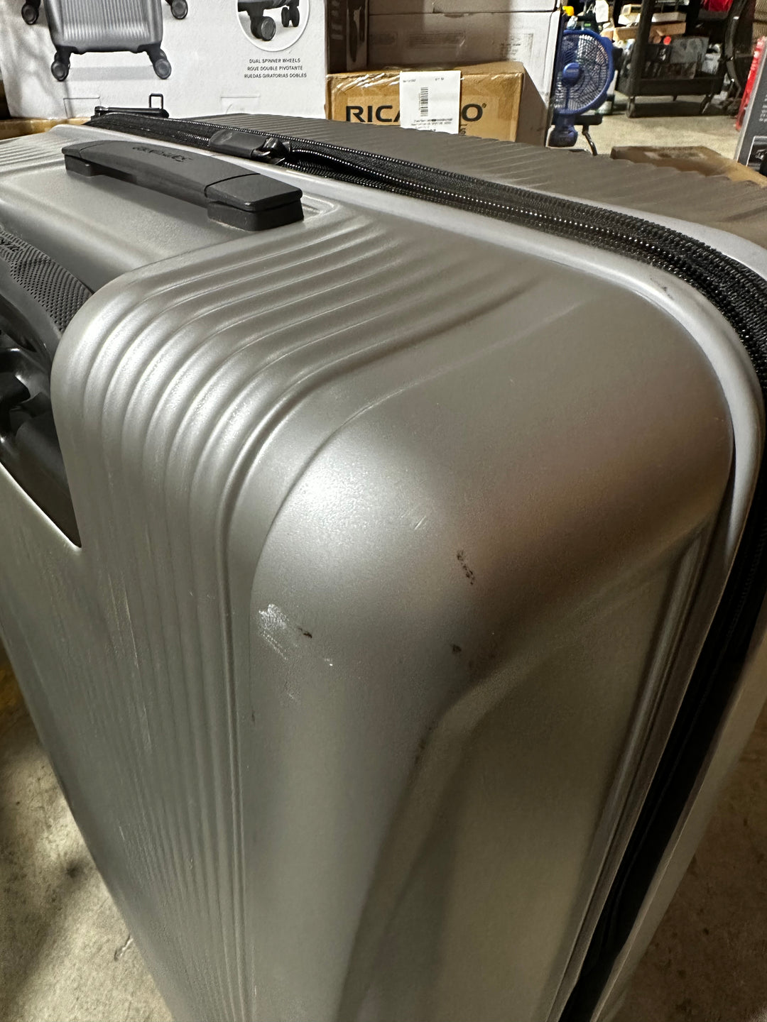 Samsonite Blackstone 2-piece Hardside Expandable Spinner Luggage Set (used)