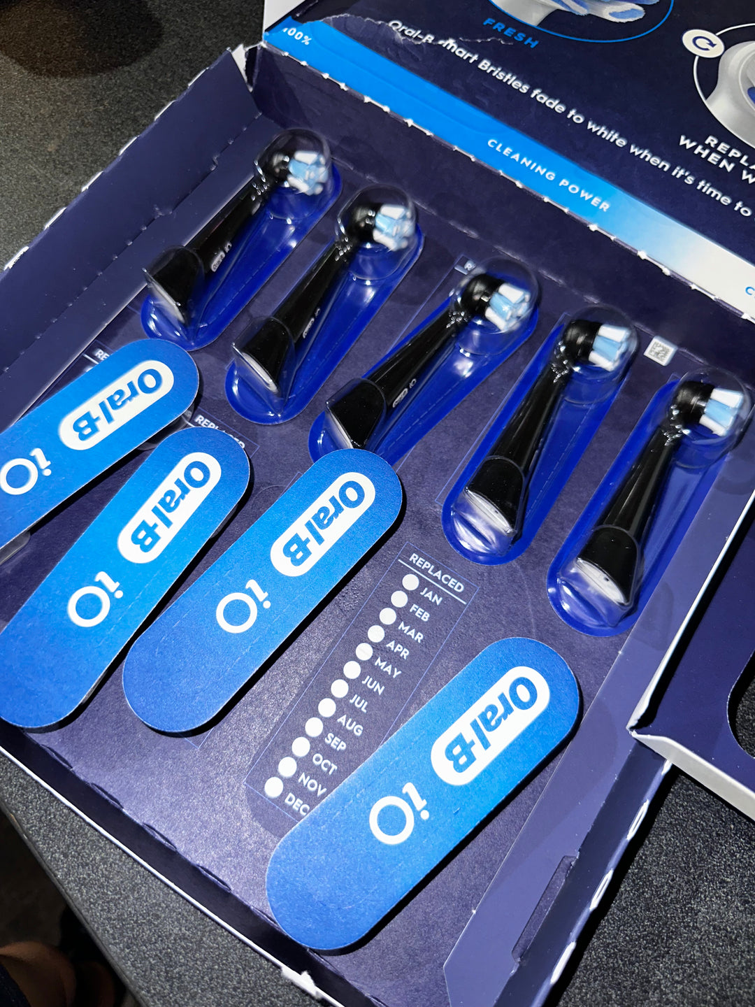 Cabezal de repuesto para cepillo de dientes Oral-B iO Deep Clean, 9 unidades (caja abierta)