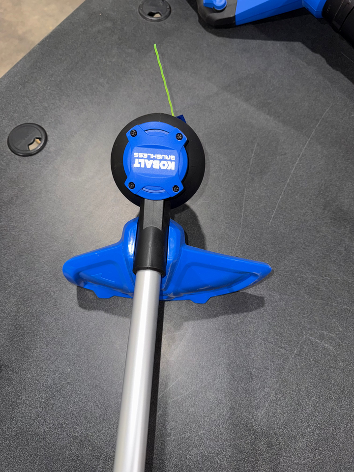 Kobalt 24-volt Cordless Battery String Trimmer and Leaf Blower Combo Kit (Battery & Charger Included) (used)