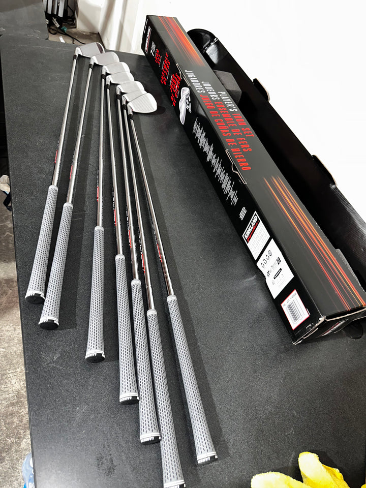 Kirkland Signature 7-piece Players Iron Set, Right Handed (USED)