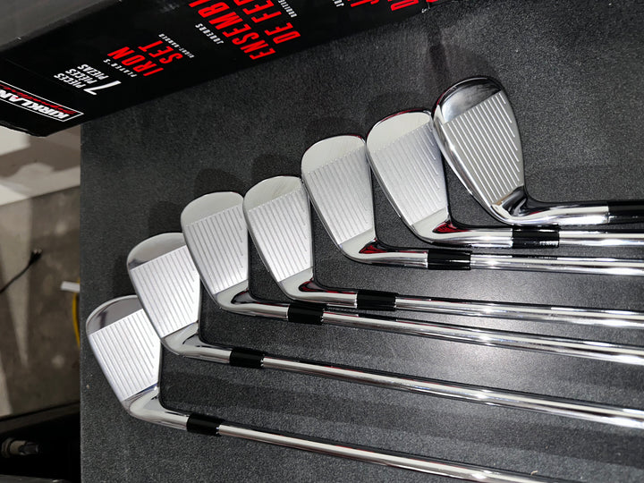 Kirkland Signature 7-piece Players Iron Set, Right Handed (USED)