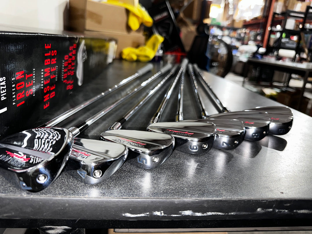 Kirkland Signature 7-piece Players Iron Set, Right Handed (USED)