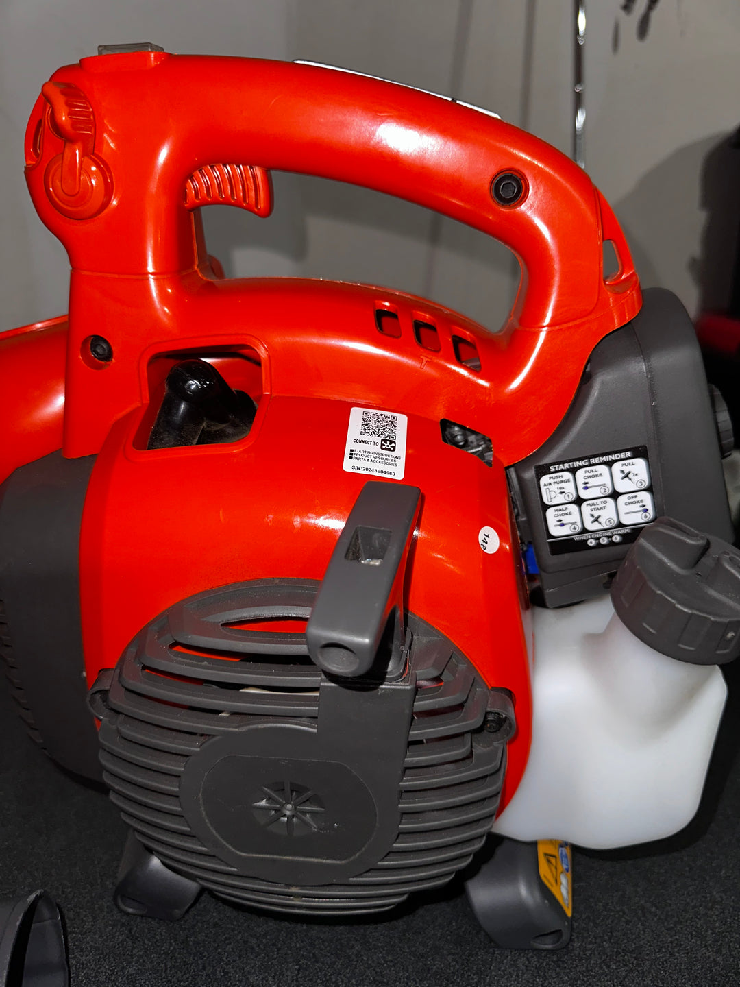 Husqvarna 125B 28-cc 2-cycle 470-CFM 170-MPH Gas Handheld Leaf Blower (BARE TOOL)(USED)