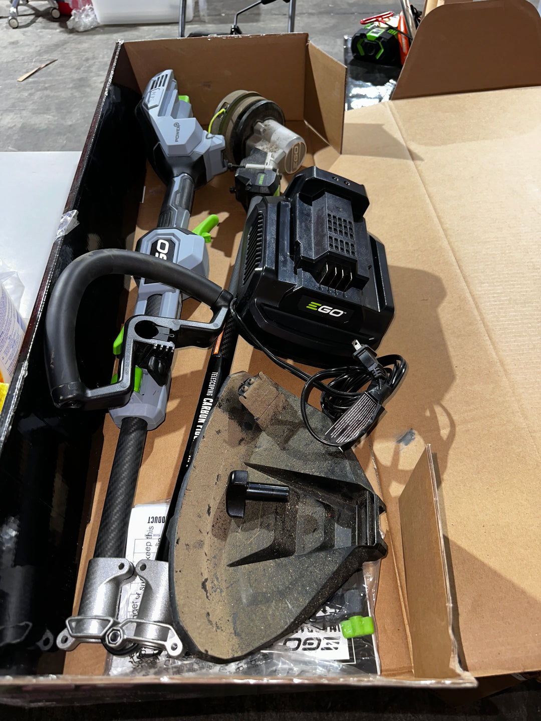 EGO POWER+ POWERLOAD with Carbon Fiber Shaft 56-volt 16-in Telescopic Shaft Battery String Trimmer 2.5 Ah (Battery Included) (Charger Included) (USED)