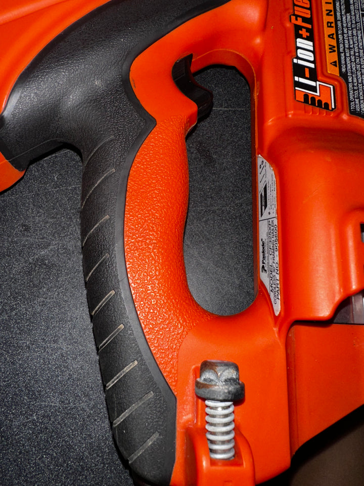 Paslode XPRO 3-1/4-in 30 -Degree Cordless Roundhead Framing Nailer (Battery Not Included ) (used)