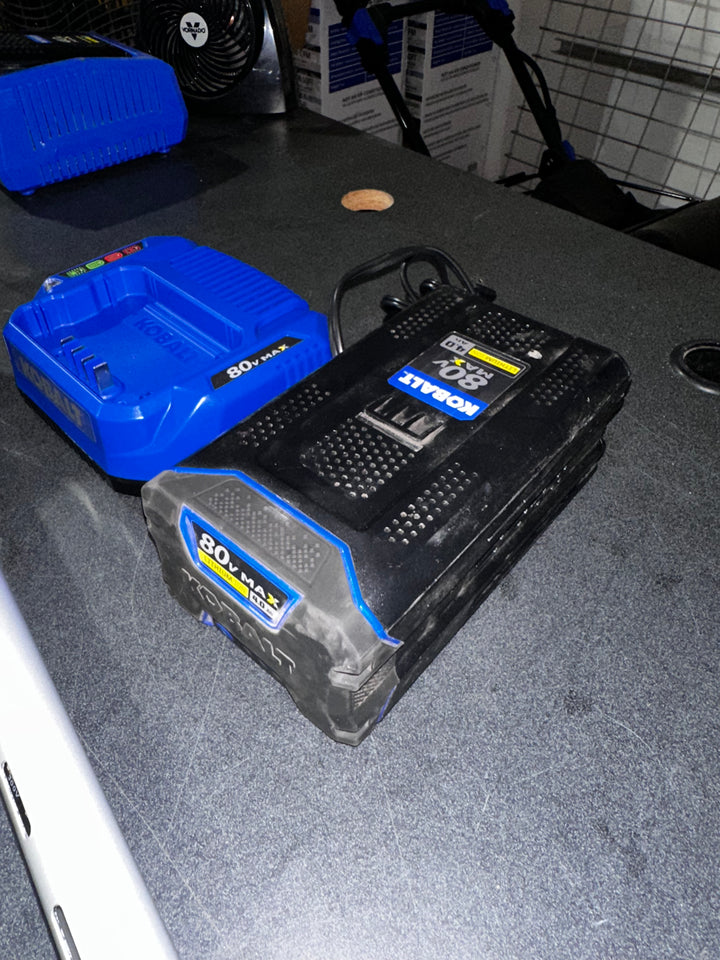 Kobalt 80-volt 16-in Straight Shaft Battery String Trimmer 4 Ah (Battery Included) (Charger Included) (used)