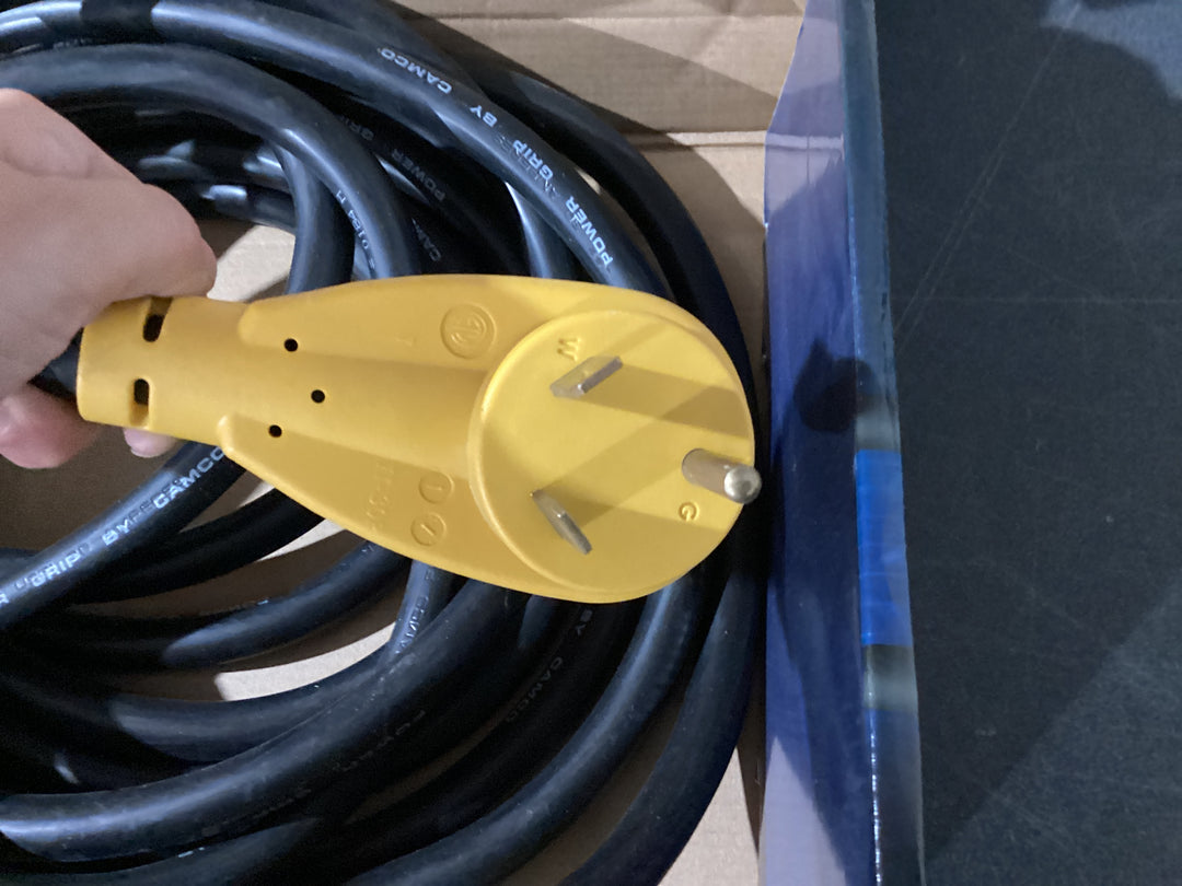Camco Power Grip Camper/RV 25-Foot Extension Cord, 30-Amp (used)