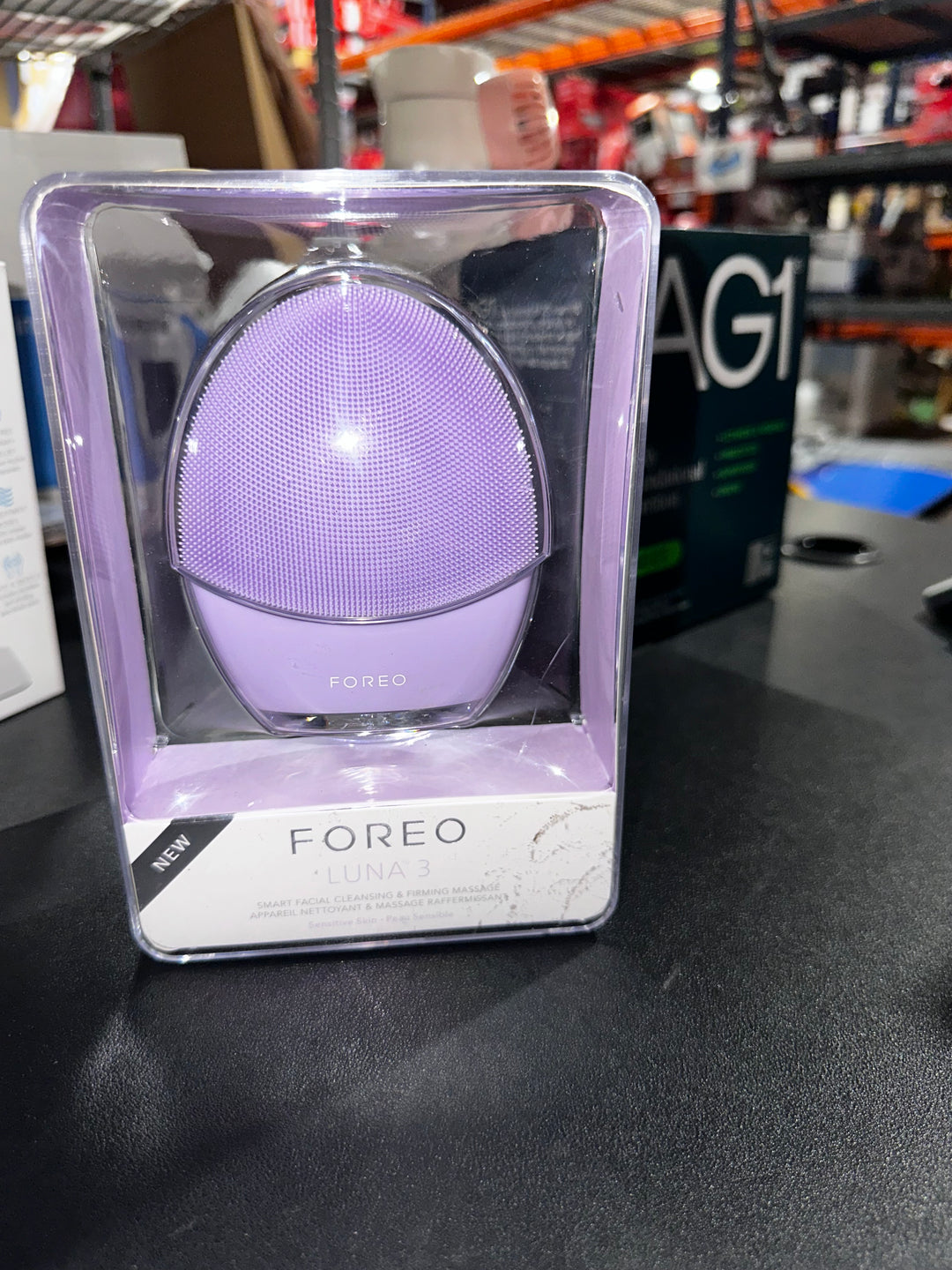 Dispositivo de masaje facial limpiador y reafirmante FOREO LUNA 3 + limpiador espumoso de 0.67 fl oz (nuevo)