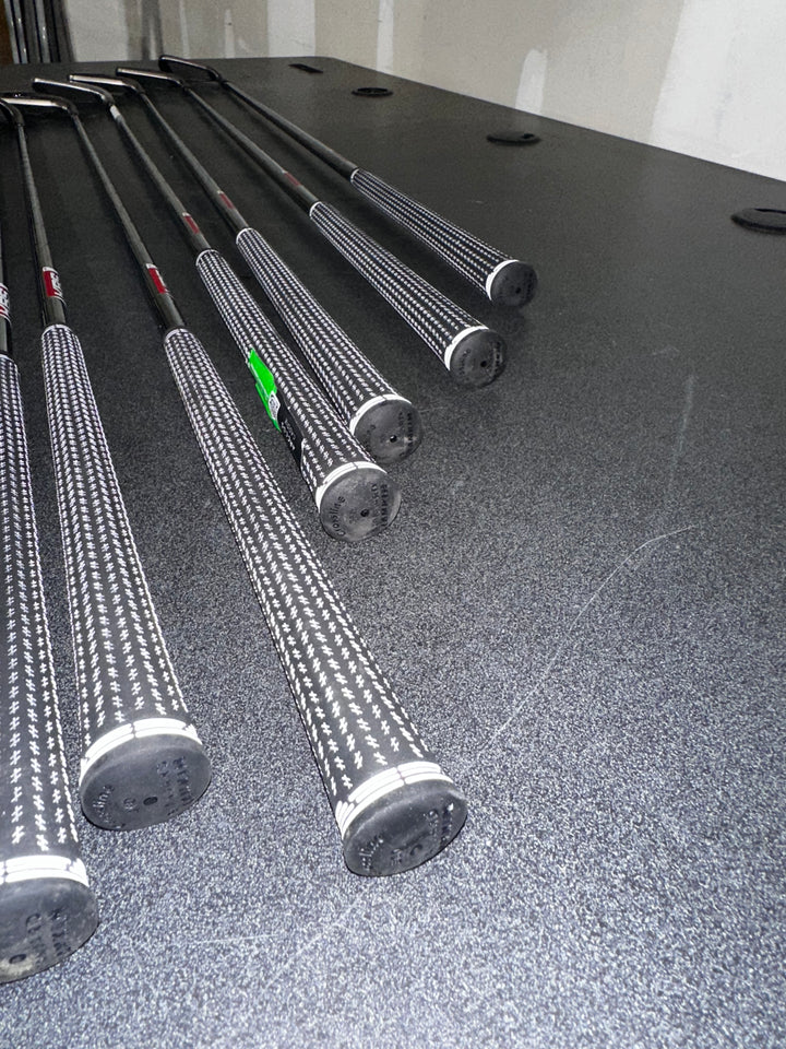 Cobra DarkSpeed Iron Set ( used)