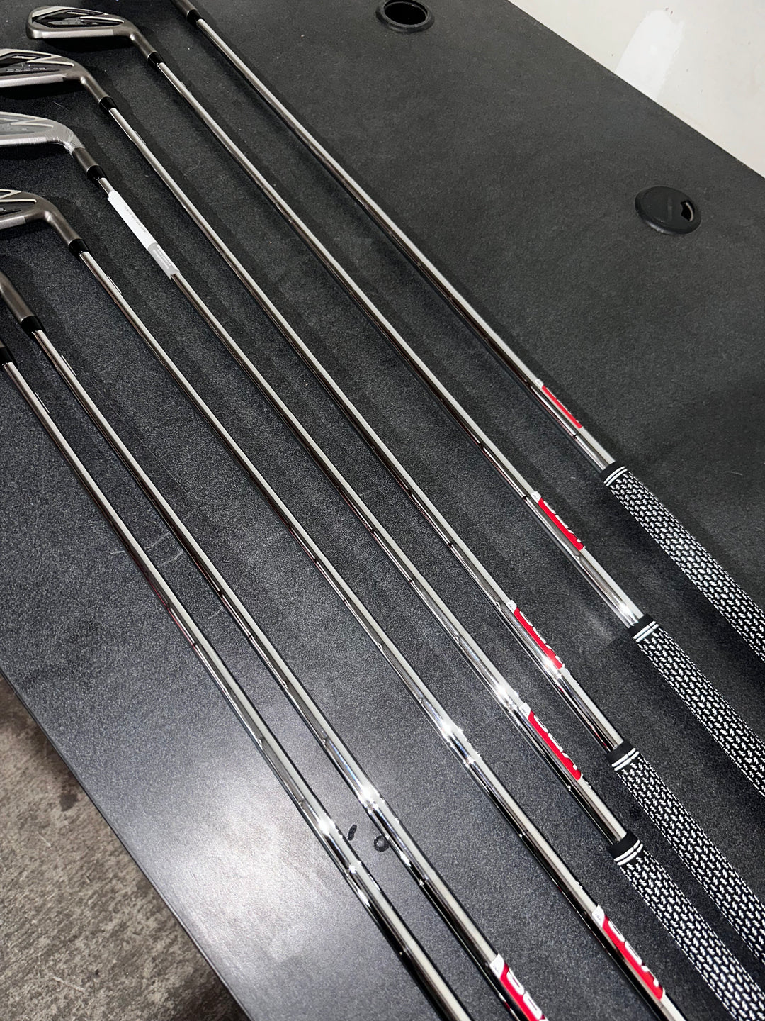 Cobra DarkSpeed Iron Set ( used)