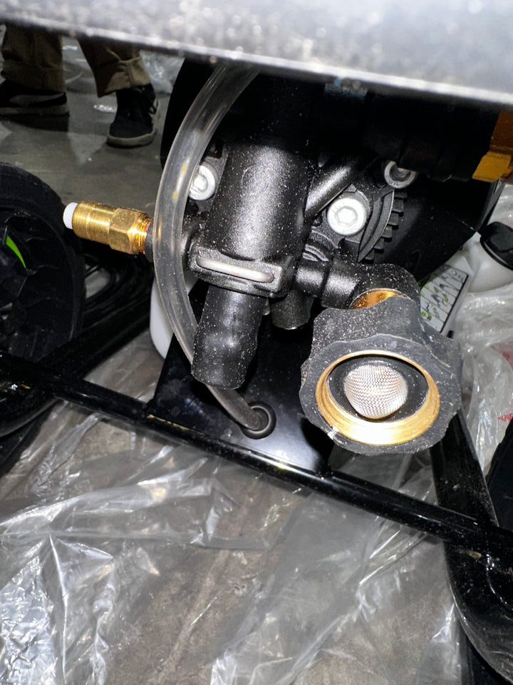 Greenworks Pro 3000 PSI 2-GPM Cold Water Electric Pressure Washer with 5 Spray Tips (used)