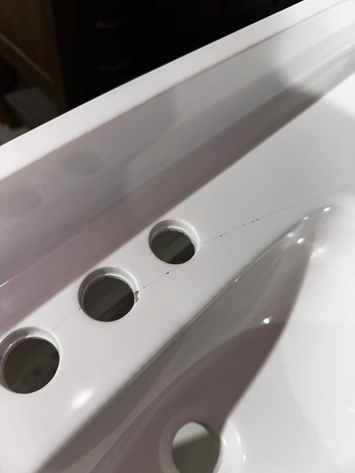 Project Source Dover 30-in Light Gray Single Sink Bathroom Vanity with White Cultured Marble Top (DAMAGED TOP)