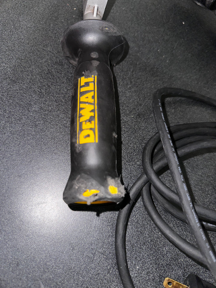 Dewalt 10 Amp 1/2 in. Variable Speed Reversible Pistol Grip Hammer Drill (used)