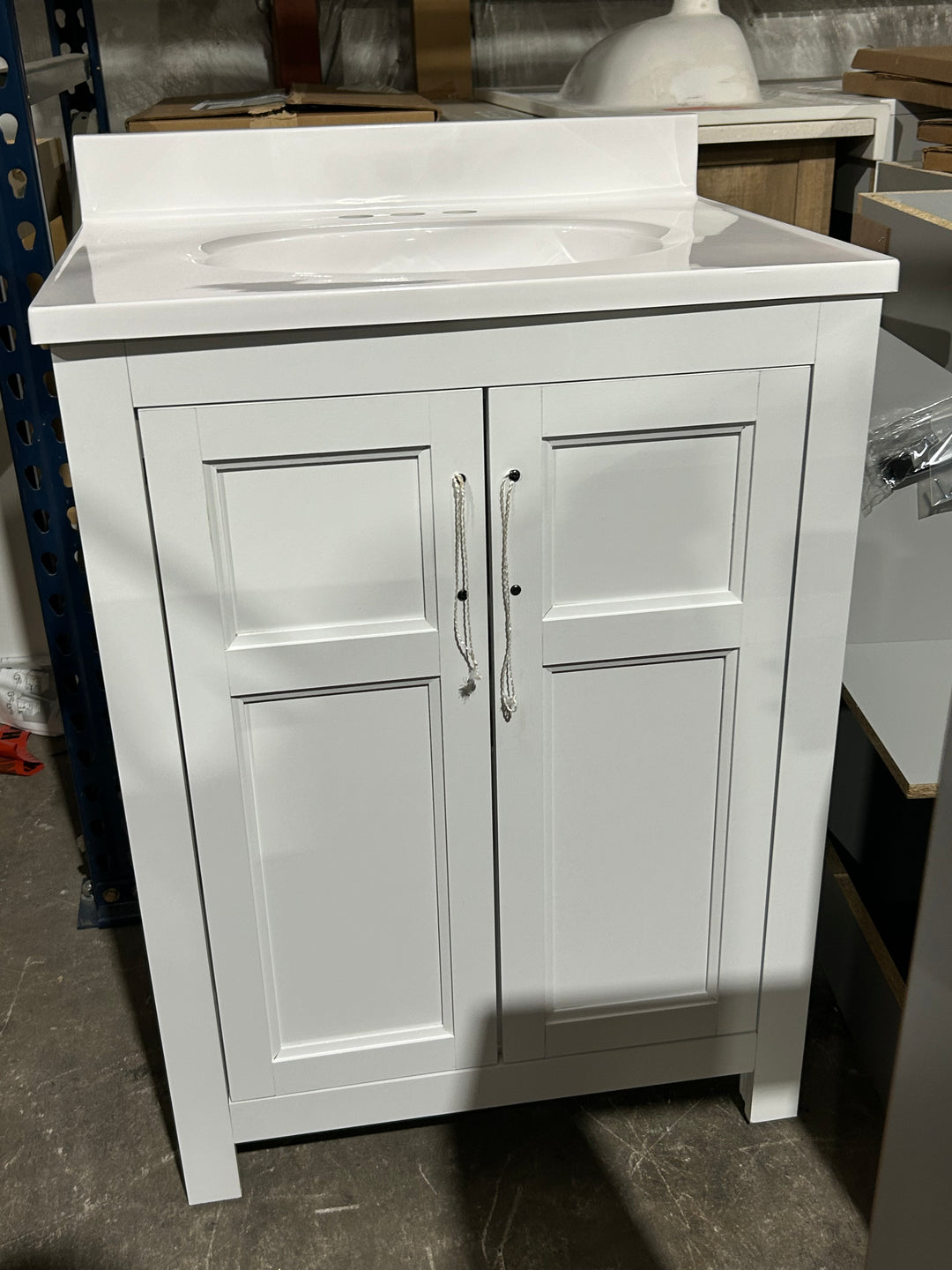 Style Selections Lowry 25-in White Single Sink Bathroom Vanity with White Acrylic Top (damaged)