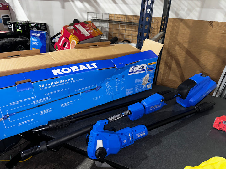 Motosierra de pértiga a batería Kobalt Gen4 de 40 voltios y 10 pulgadas y 2 Ah (batería y cargador incluidos)