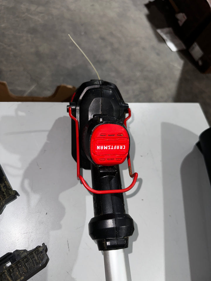 Kit combinado de recortadora de hilo y soplador de hojas inalámbrico CRAFTSMAN V20 de 20 voltios máx., 2 Ah (batería y cargador incluidos) (USADO)