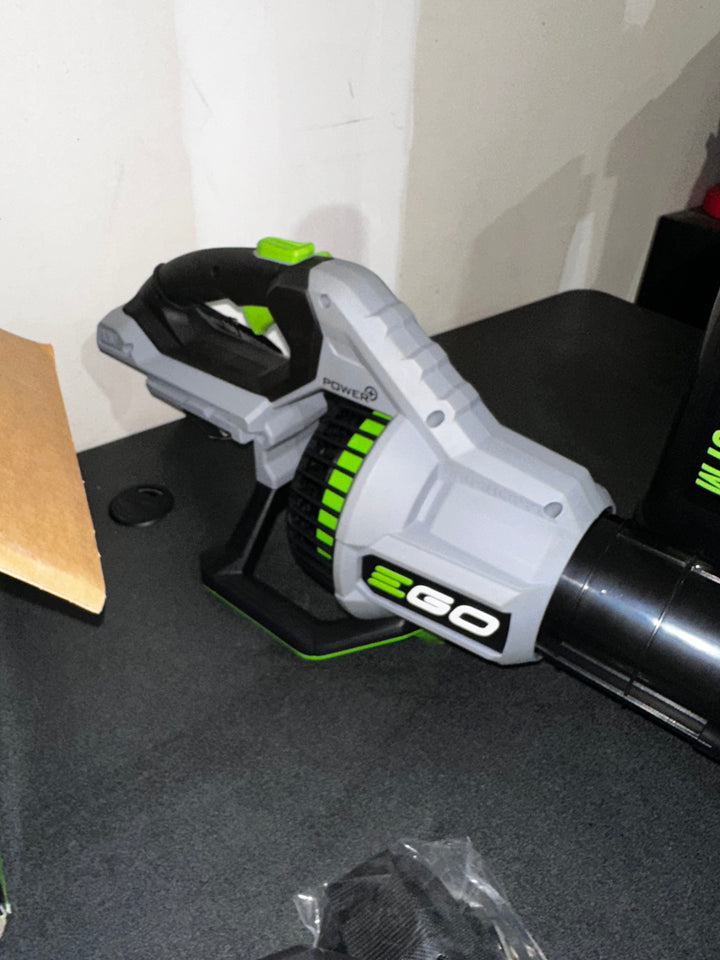 EGO 56-volt 765-CFM 200-MPH Battery Handheld Leaf Blower 5 Ah (Battery and Charger Included) (Used)