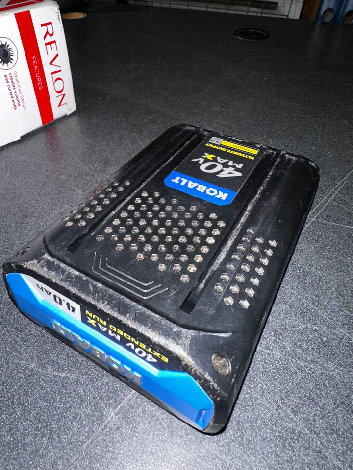 Soplador de hojas portátil a batería Kobalt Gen4 de 40 voltios, 520 CFM, 120 MPH, 4 Ah (batería y cargador incluidos) (caja abierta)