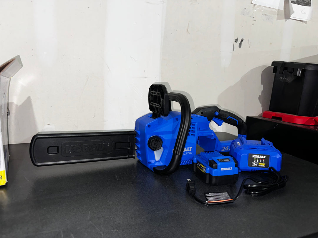 Kobalt 24V Lithium ion Cordless Chainsaw (USED)