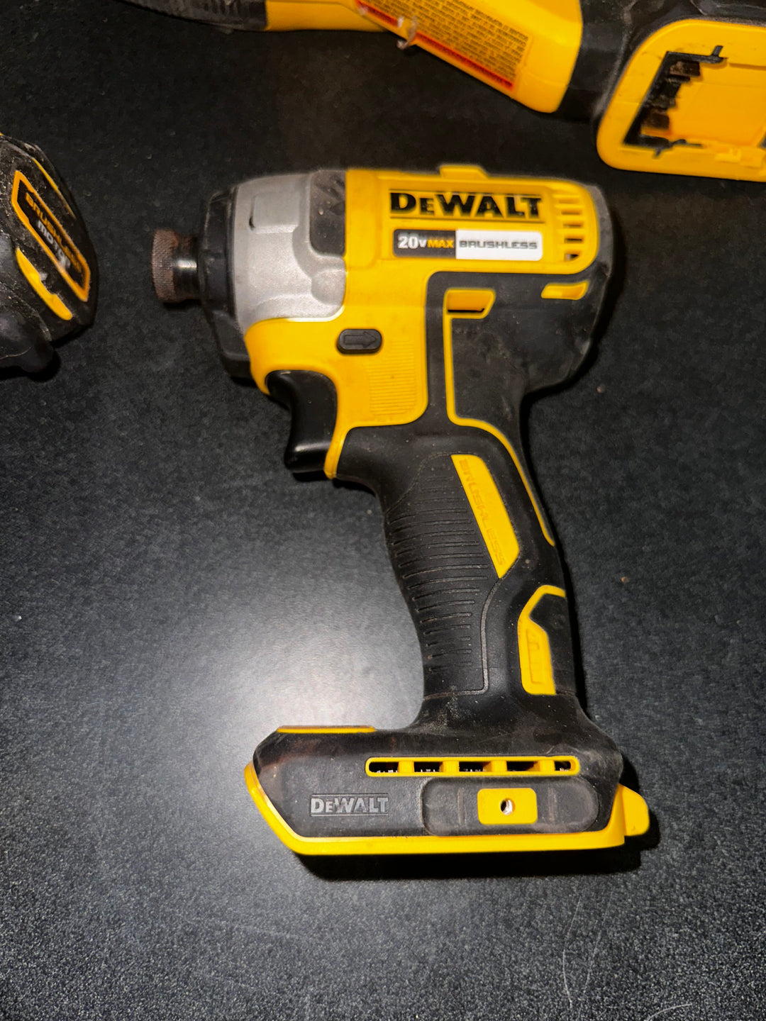 DEWALT 20V MAX 7-TOOL COMBO KIT (Used)(Bare tool)