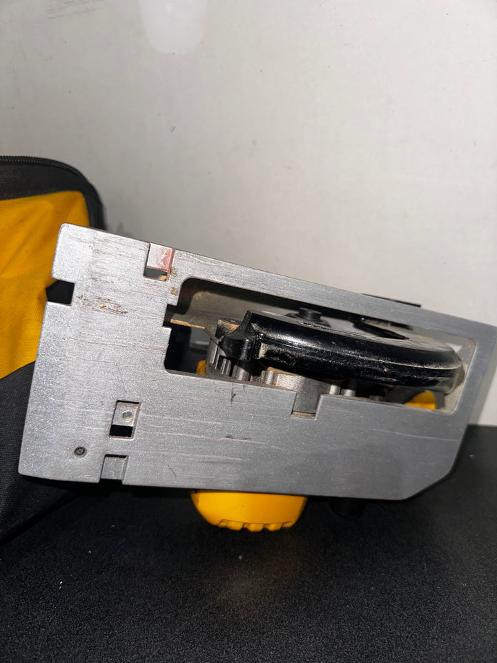 DEWALT 20V MAX 7-TOOL COMBO KIT (Used)(Bare tool)