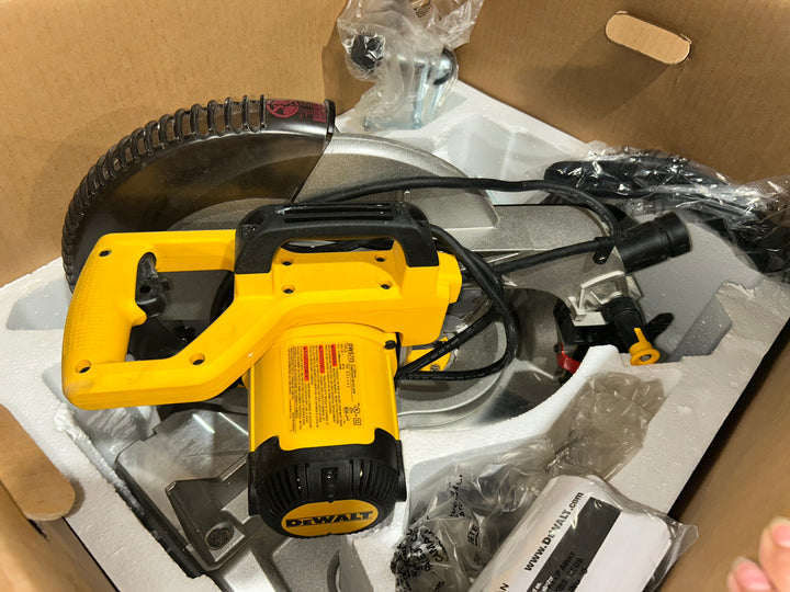 DEWALT 12-in 15-Amp Single Bevel Compound Corded Miter Saw (USED)