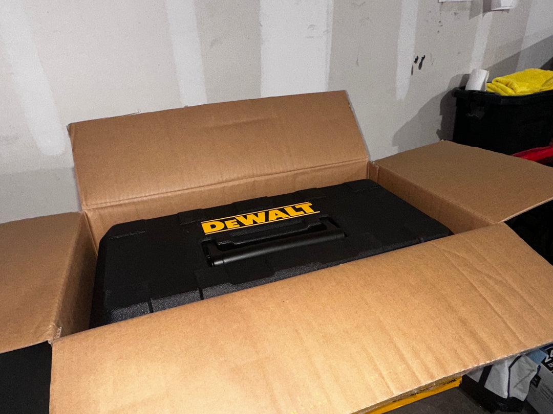 DEWALT 20-Volt 5/16-in dia x 35-ft L Black oxide 2 Ah Cordless Machine Augers (Battery Included) (Charger Included) (Used)