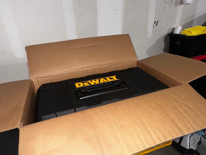 DEWALT 20-Volt 5/16-in dia x 35-ft L Black oxide 2 Ah Cordless Machine Augers (Battery Included) (Charger Included) (Used)