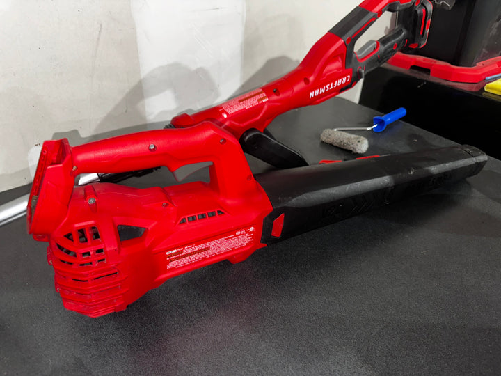 CRAFTSMAN V20 20-volt Max Cordless Battery String Trimmer and Leaf Blower Combo Kit 2 Ah (Battery & Charger Included)(USED)