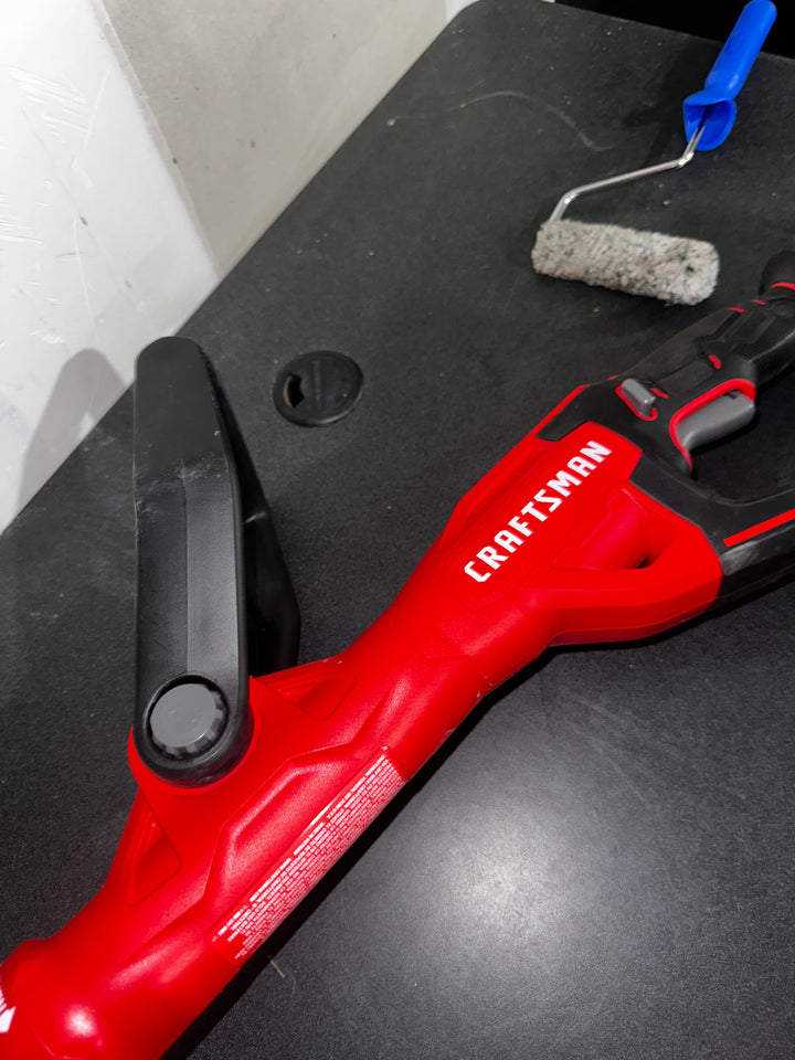 CRAFTSMAN V20 20-volt Max Cordless Battery String Trimmer and Leaf Blower Combo Kit 2 Ah (Battery & Charger Included)(USED)