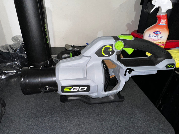 EGO POWER+ 56-volt Cordless Battery String Trimmer and Leaf Blower Combo Kit 2.5 Ah(used)