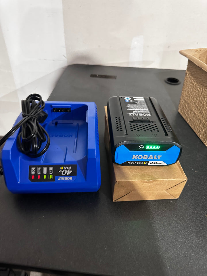 Kobalt Gen4 40-volt 10-in 2 Ah Battery Pole Saw (Battery and Charger Included) (used)