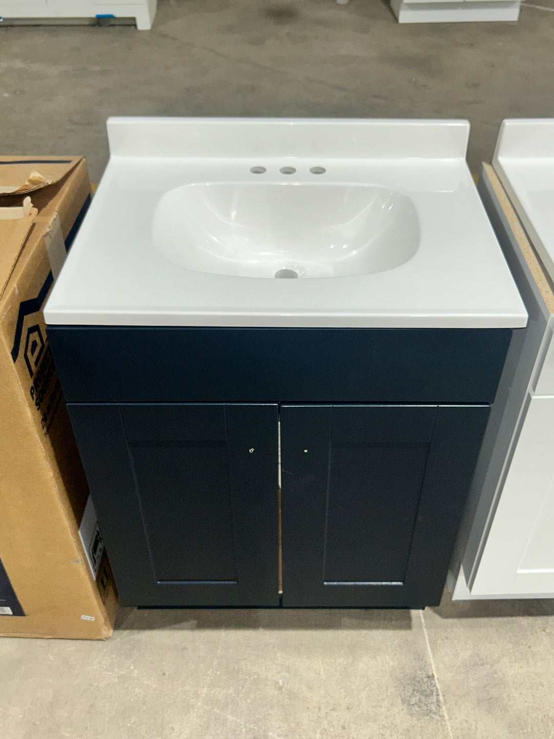 Project Source Dover 24-in Navy Blue Single Sink Bathroom Vanity with White Cultured Marble Top (Damaged)