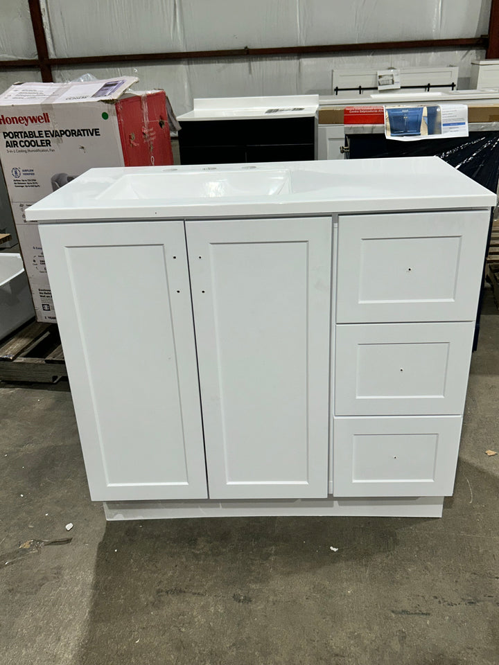 Style Selections Davies 36-in White Single Sink Bathroom Vanity with White (open box)