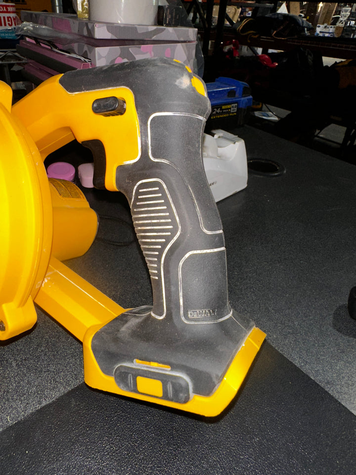 DEWALT 20-volt max Jobsite Blower (Used)