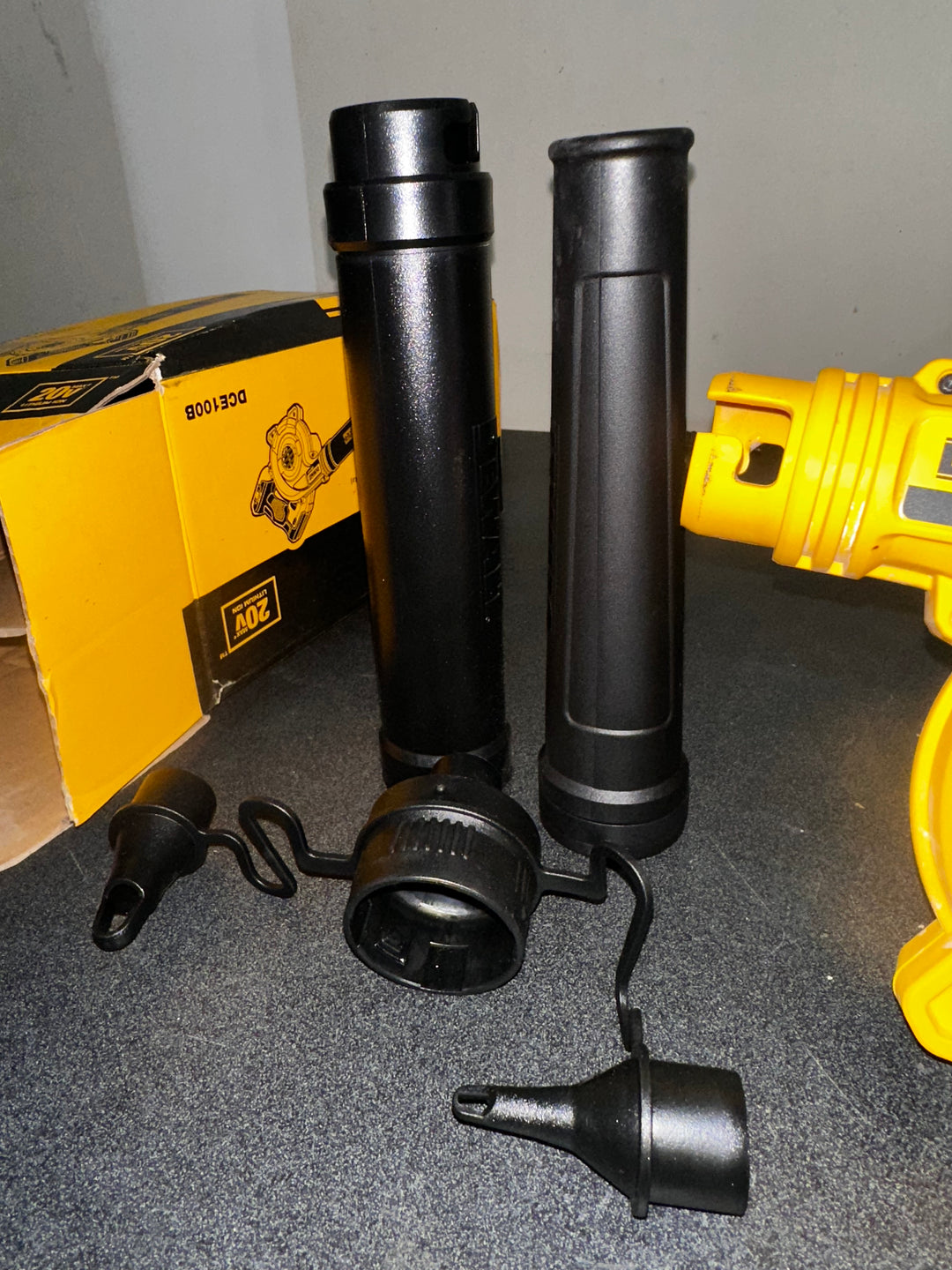 DEWALT 20-volt max Jobsite Blower (Used)