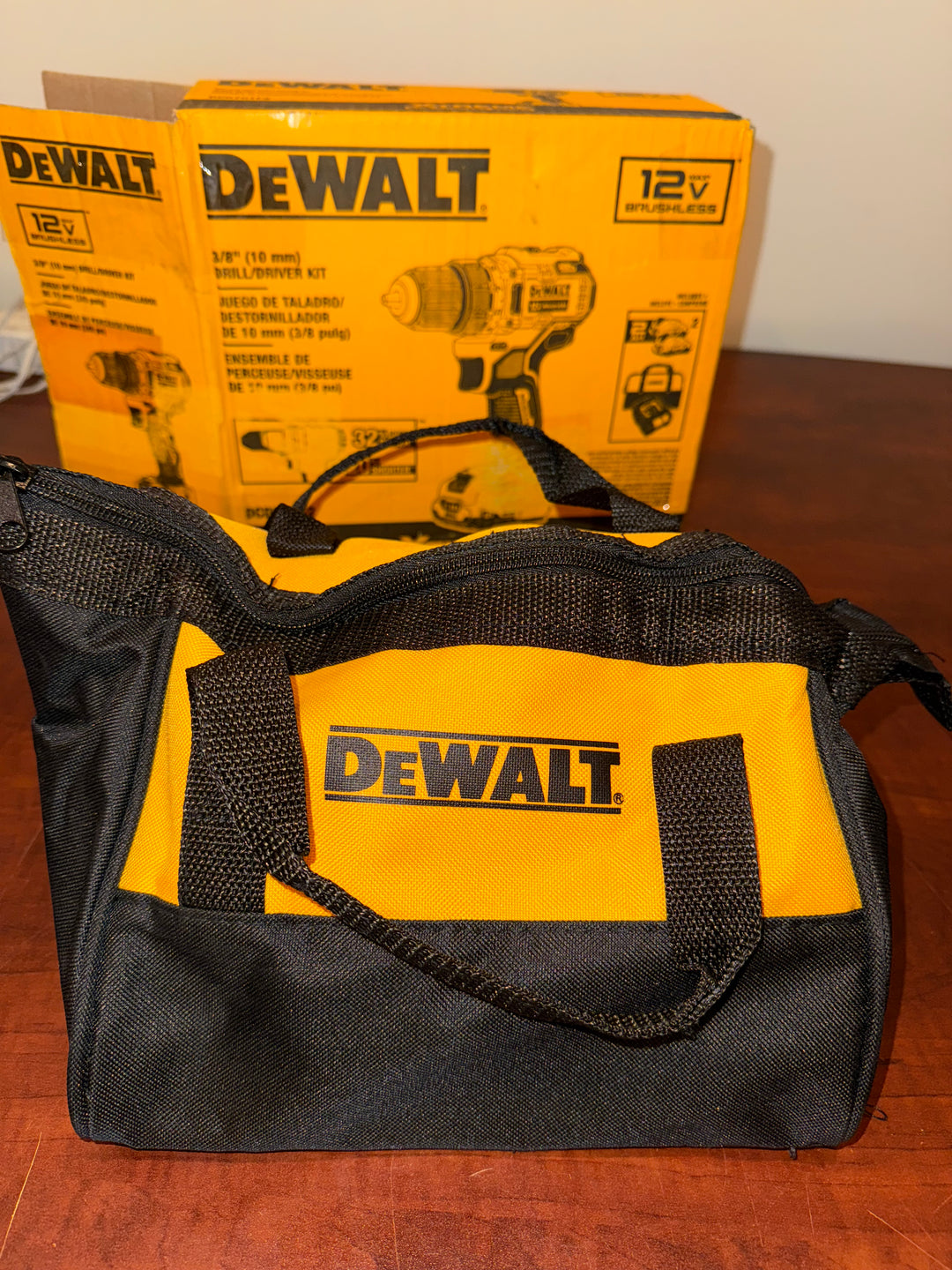 DeWalt 3/8" Drill/ Driver Kit with Batteries and Charger