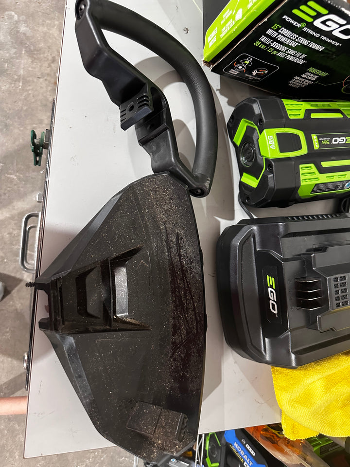 EGO POWERLOAD 56-volt 15-in Split Shaft Battery String Trimmer 2.5 Ah (Battery and Charger Included) (USED)