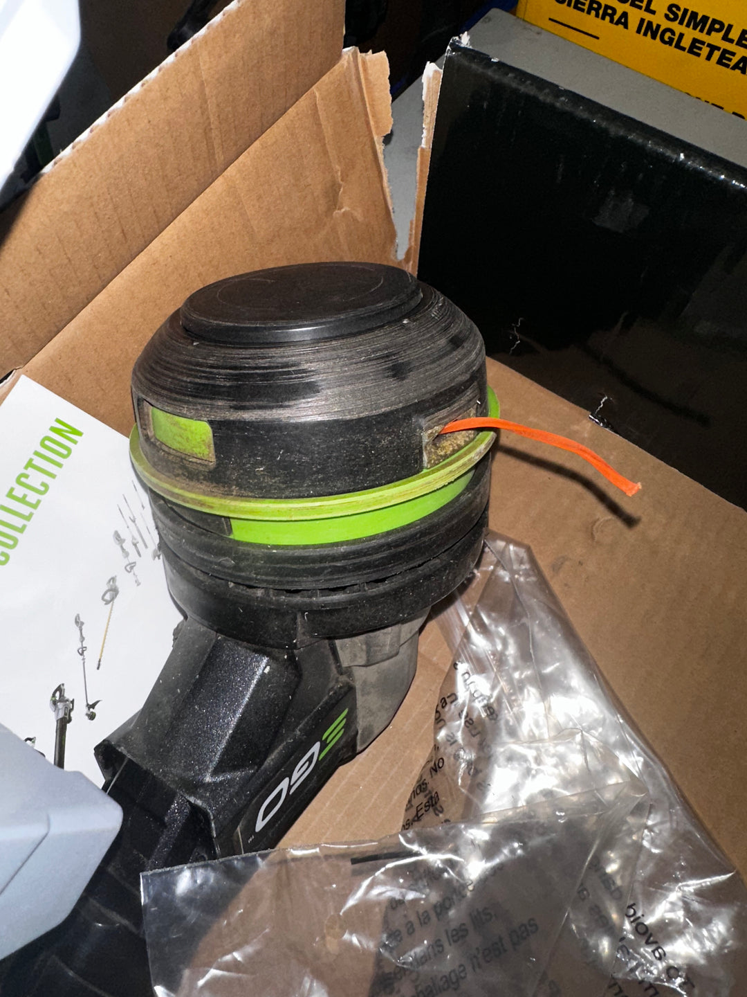 EGO POWERLOAD 56-volt 15-in Split Shaft Battery String Trimmer 2.5 Ah (Battery and Charger Included) (USED)