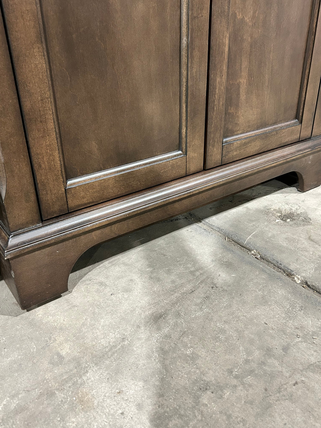 allen + roth Roveland 30-in Deep Walnut Undermount Single Sink Bathroom Vanity with Natural Carrara Natural Marble Top (damaged)