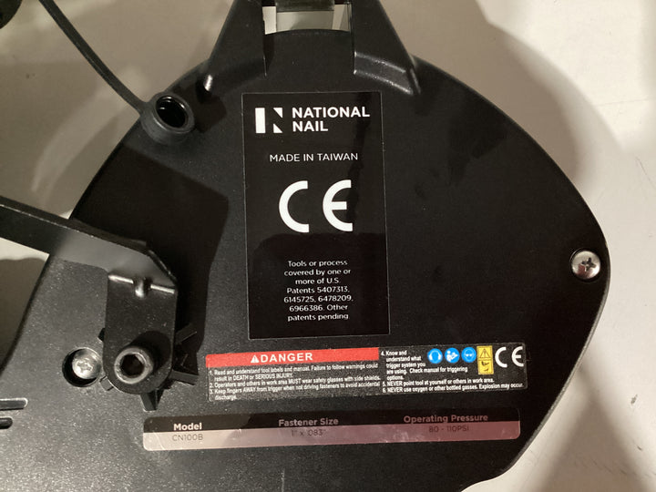 Stinger Cap Nailer CN100B (used)