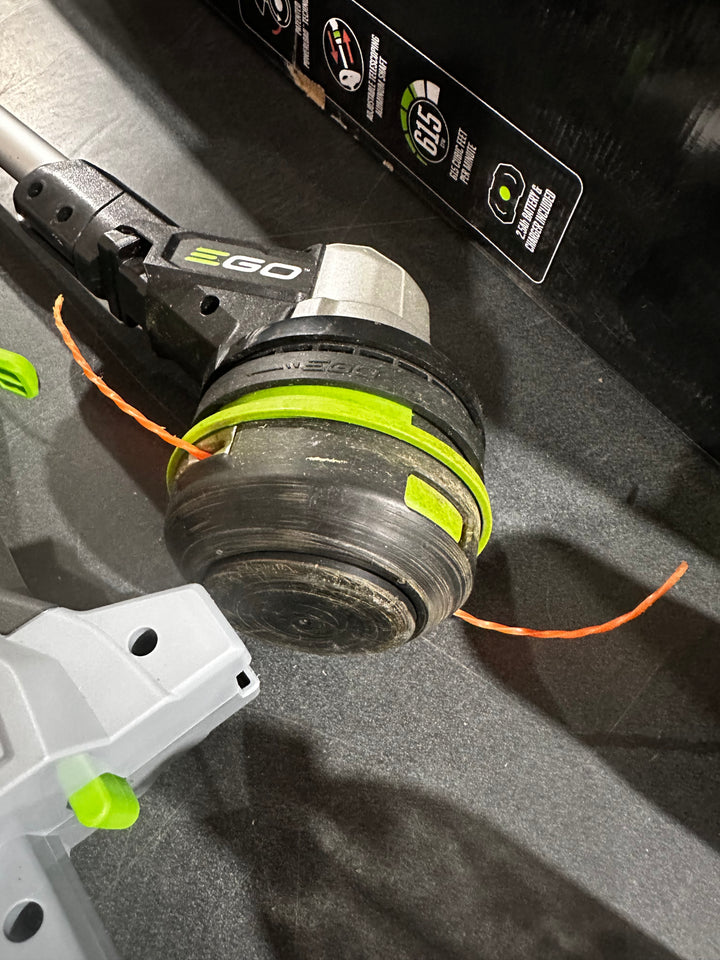 EGO POWER+ 56-volt Cordless Battery String Trimmer and Leaf Blower and Combo Kit 2.5 Ah (Battery Included) (Charger Included) (Used)