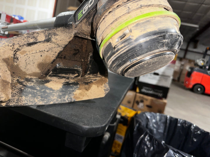 EGO POWERLOAD 56-volt 15-in Telescopic Shaft Battery String Trimmer (USED)(BARE TOOL)