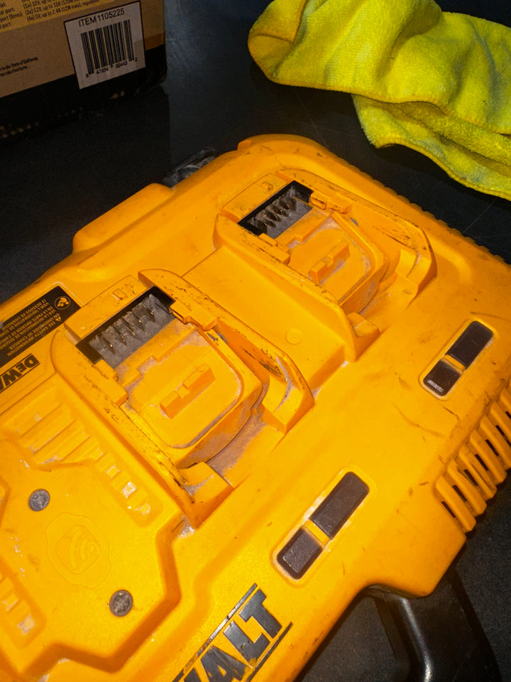 DEWALT 12V/20V/60V MAX 4-Port Lithium-Ion Battery Charger (Used)(Bare Tool)