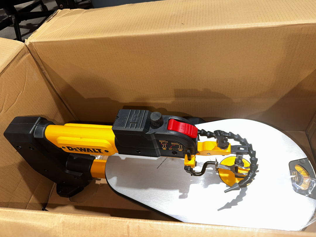 DEWALT 18-in 1.6 -Amp Variable Speed Corded Scroll Saw (Used)
