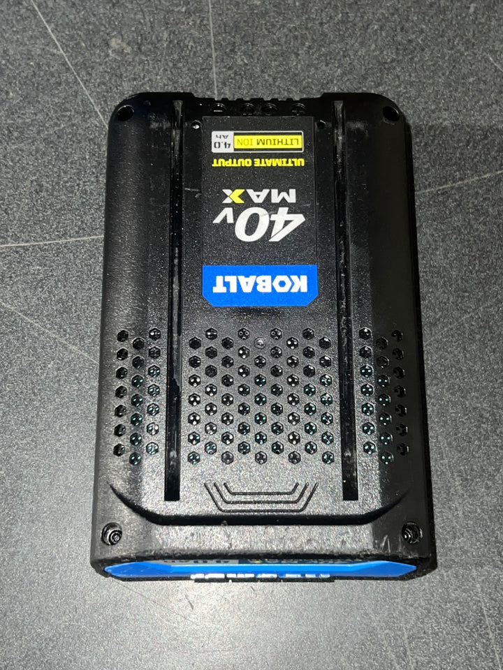 Kit combinado de recortadora de hilo y soplador de hojas inalámbrico Kobalt Gen4 de 40 voltios y 4 Ah (batería y cargador incluidos) (USADO)